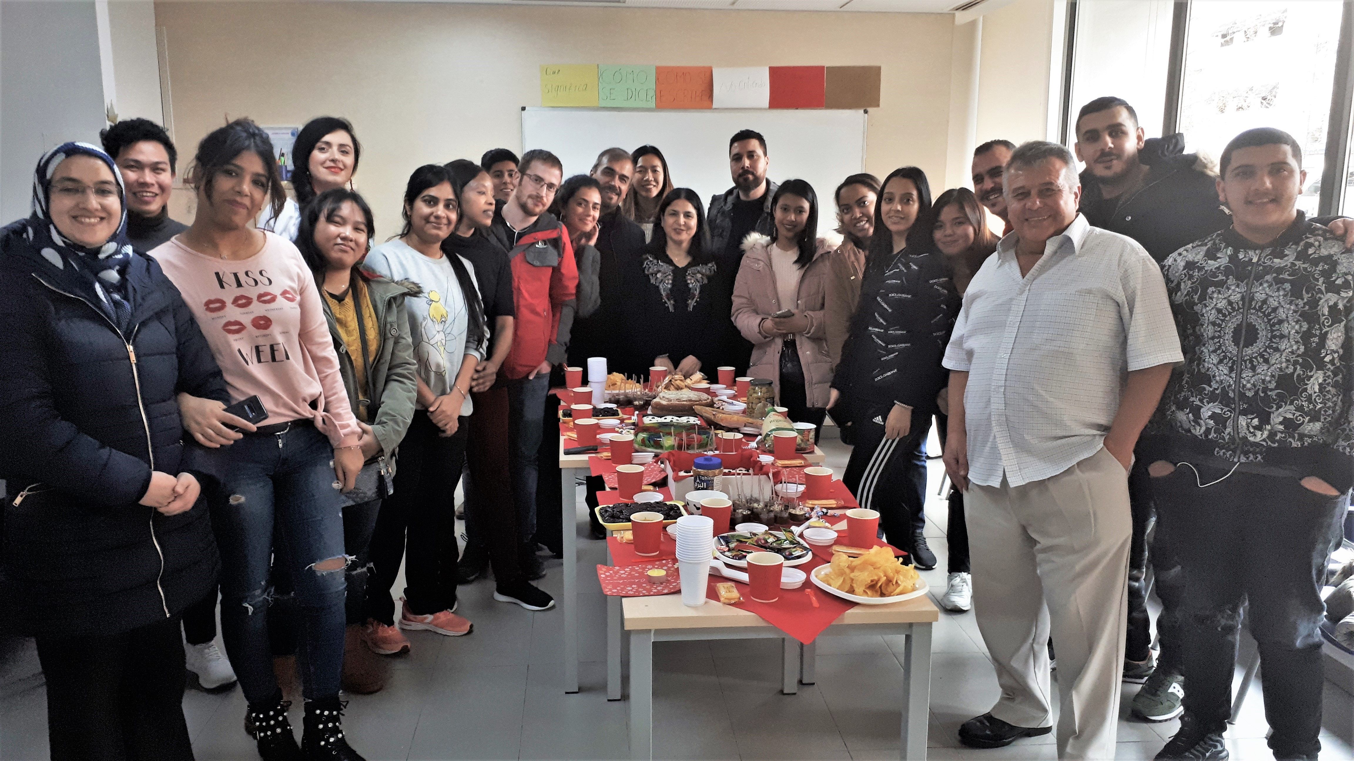 Celebrando el Día Internacional de la Población Migrante